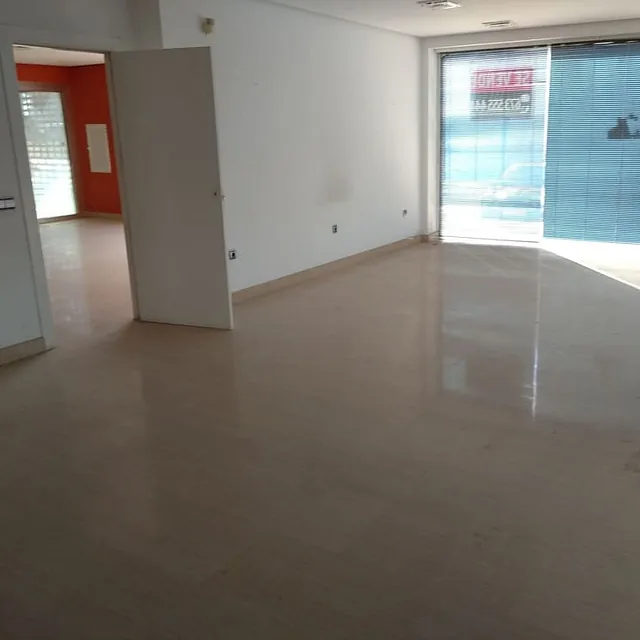 local comercial 180 m